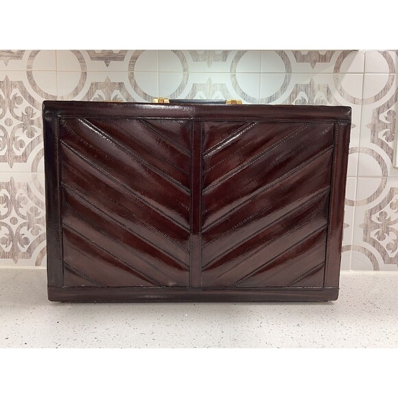 Amiet Briefcase Burgundy Eel Skin Hard‎ Side Combo Lock Leather Ins Gorgeous Vtg - Picture 1 of 16